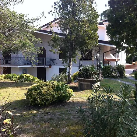 Villa Ca' Silva - Walterigato Apartments Solo Per Famiglie Lido di Jesolo Exterior photo
